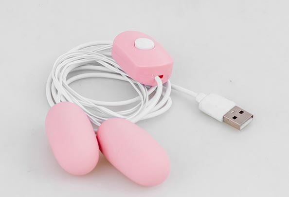 女生情趣玩具：女生性爱玩物