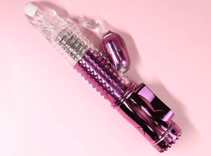 用情趣玩具让家里人发现：惊喜！家人无意间发现这些有趣的玩具！