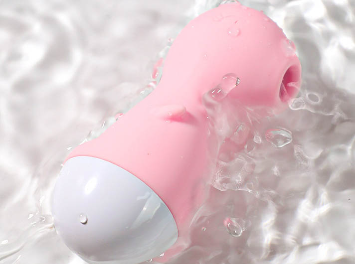 女生上班情趣玩具：女生上班玩具惊艳露出