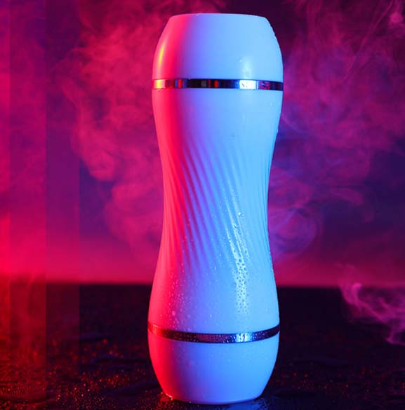 飞机杯大屁股对比：飞机杯大屁股惹眼对比，震撼图集！