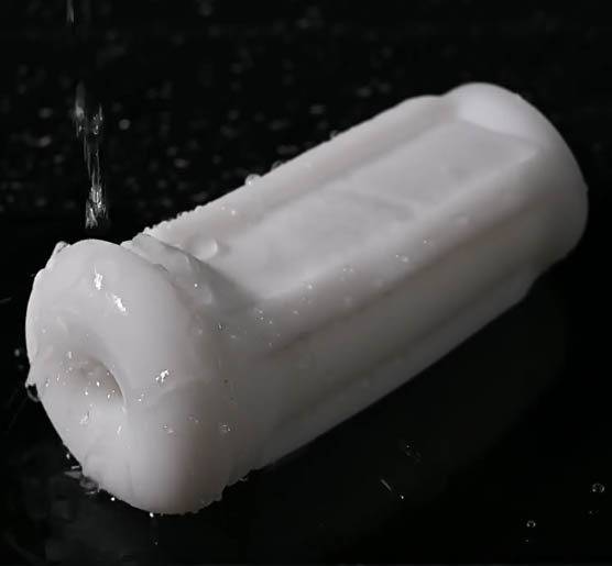 飞机杯的海绵塞不进去：海绵太厚，飞机杯难插入？