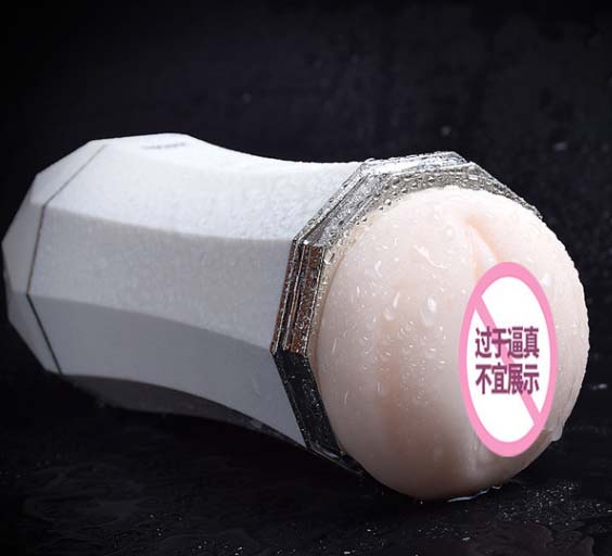 飞机杯语音功能视频：飞机杯全新语音功能揭秘视频，惊喜大揭秘
