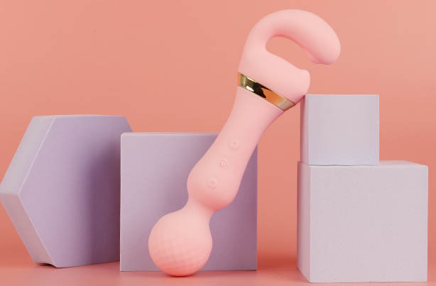 情趣玩具发黄：火辣必备！玩转情趣玩具，让你乐不可支！